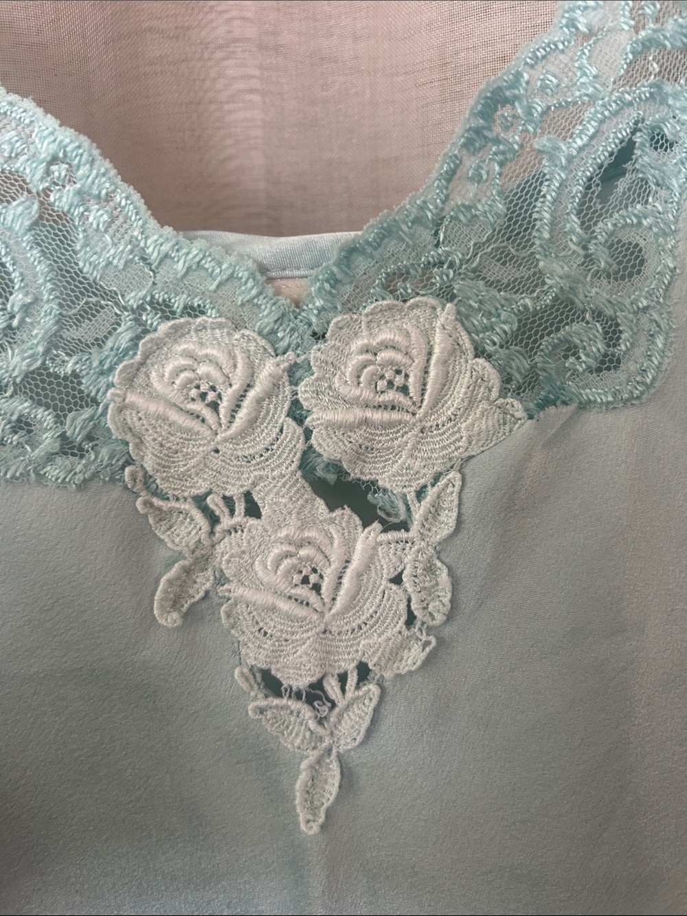Vintage slip, 20